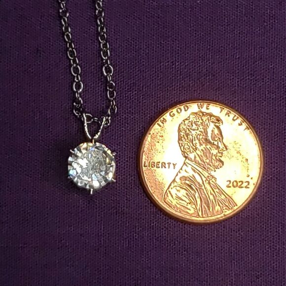 Cubic Zirconia Clear Crystal Solitaire Pendant Necklace In Silver Tone - Picture 4 of 10